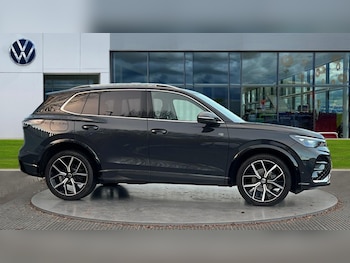 Used Volkswagen Tiguan 2025 for sale - 76921876: Photo