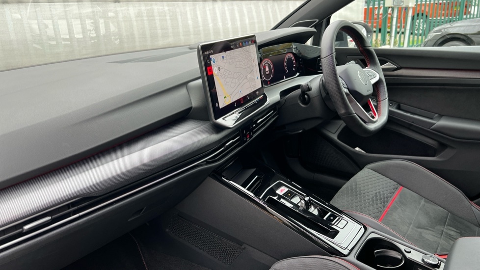 Used Volkswagen Golf 2025 for sale - 76540072: Photo 2