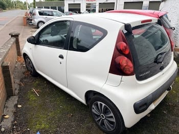 Used Peugeot 107 2014 for sale - 79717464: Photo