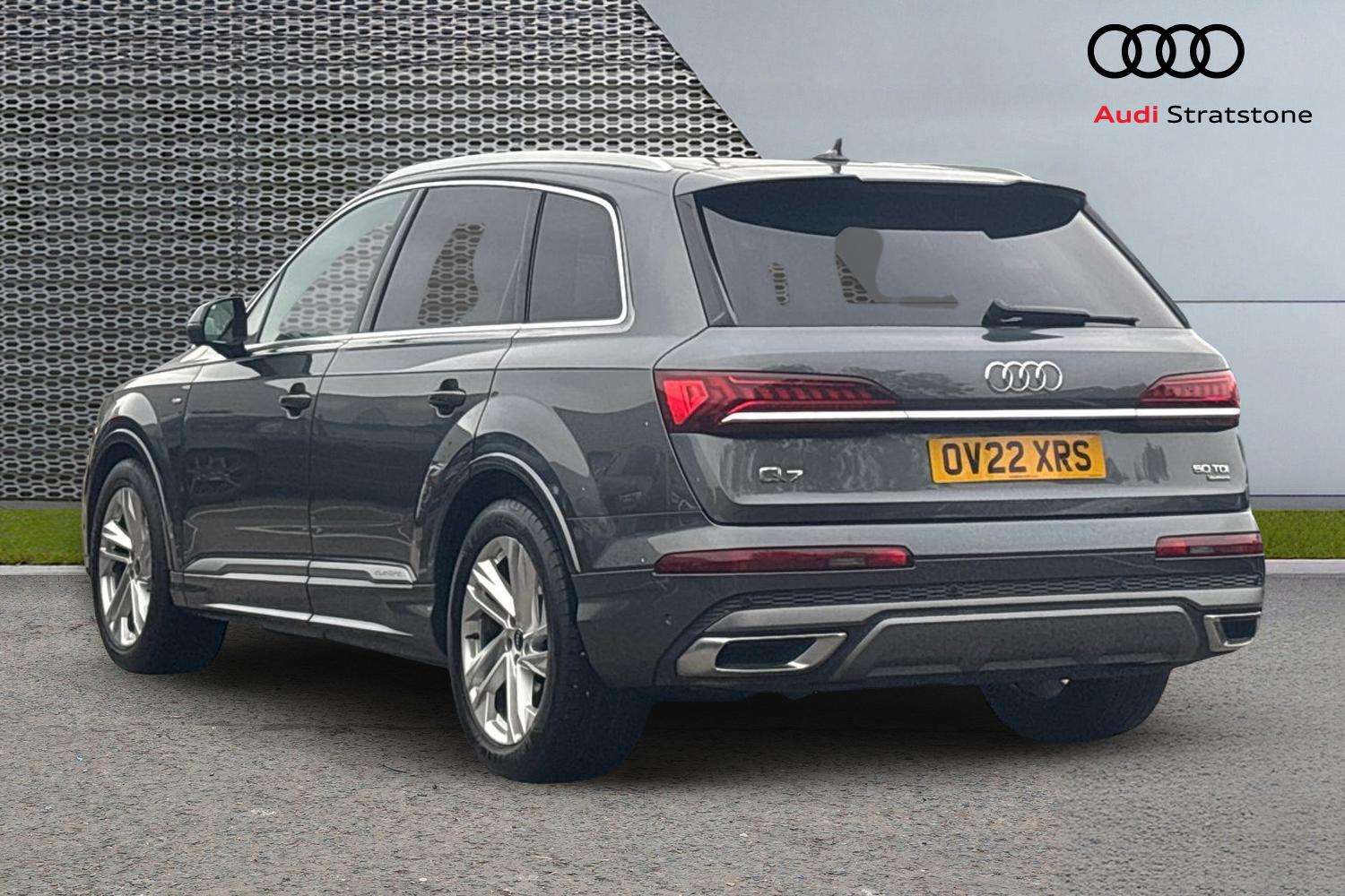 Used Audi Q7 2022 for sale - 76732228: Photo 3