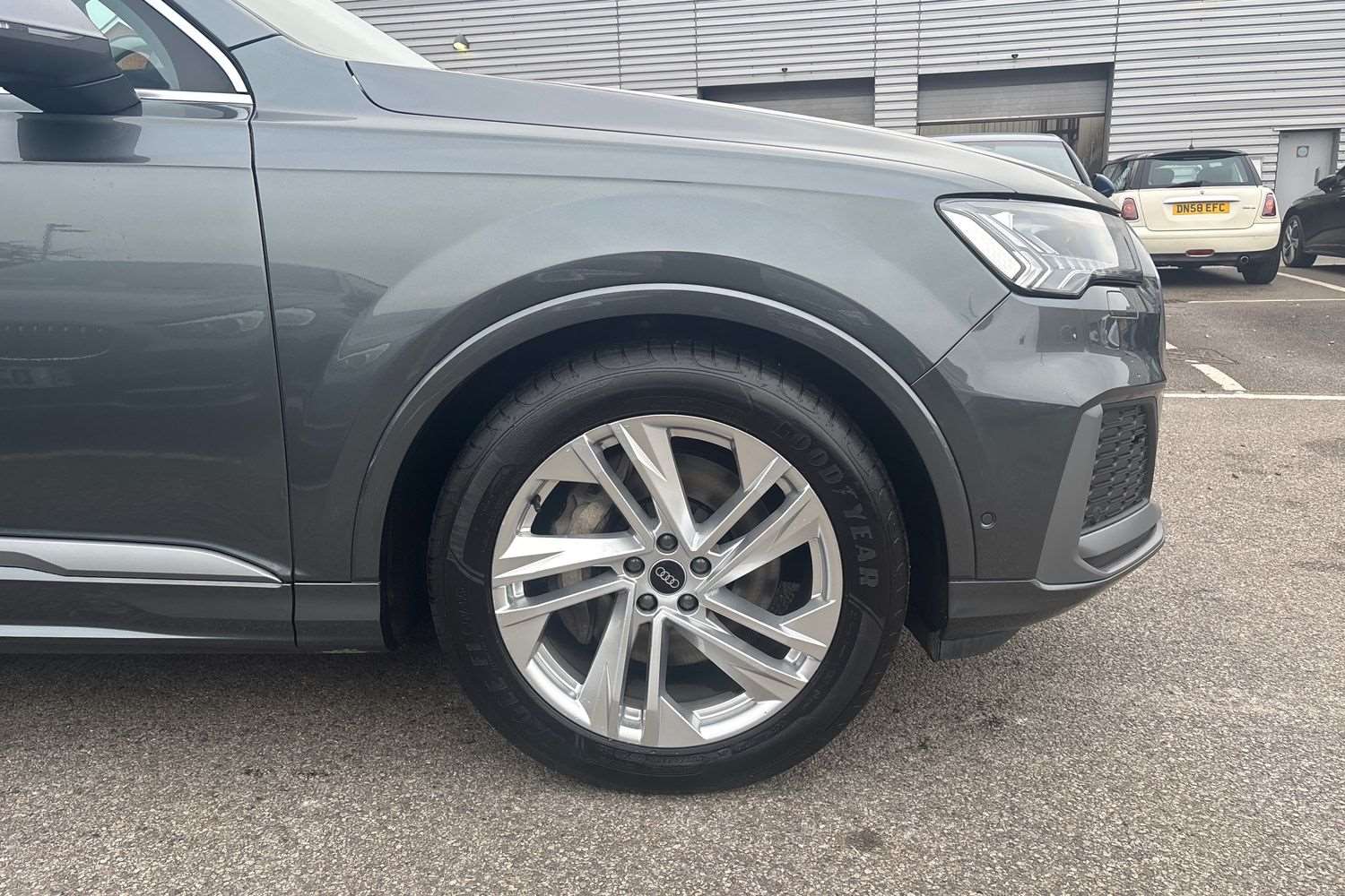 Used Audi Q7 2022 for sale - 76732228: Photo 5