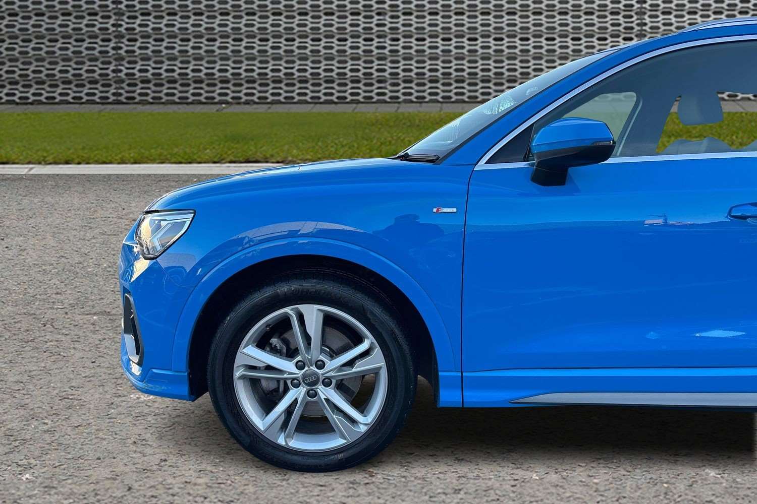 Used Audi Q3 2019 for sale - 77635039: Photo 11