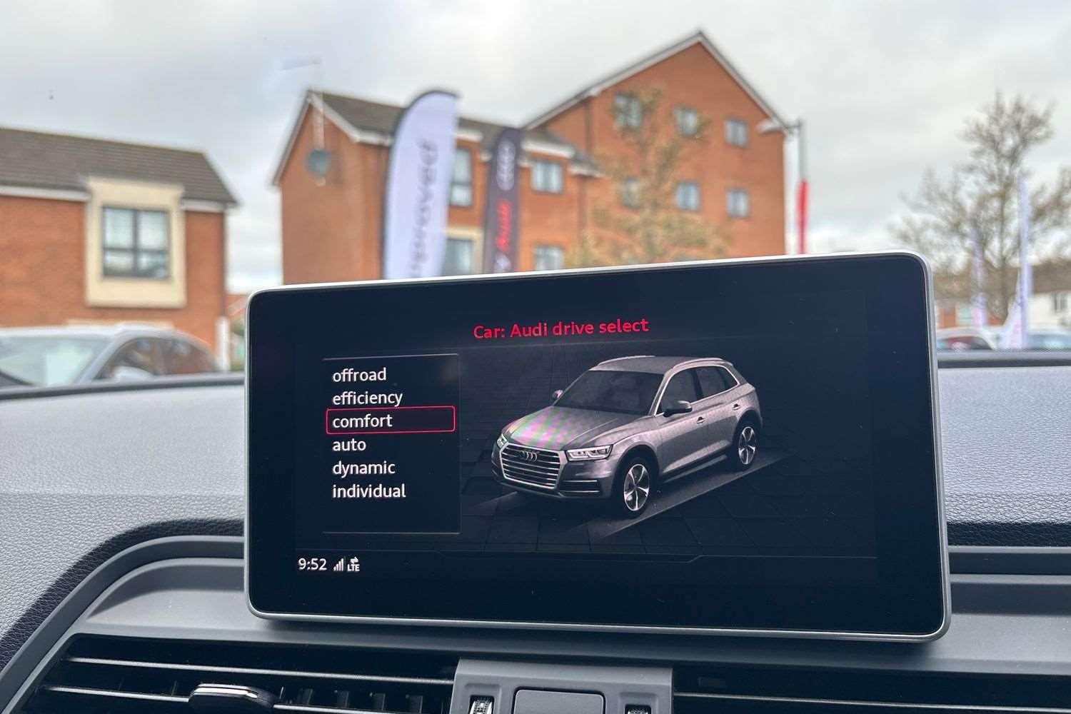 Used Audi Q5 2019 for sale - 77942933: Photo 30