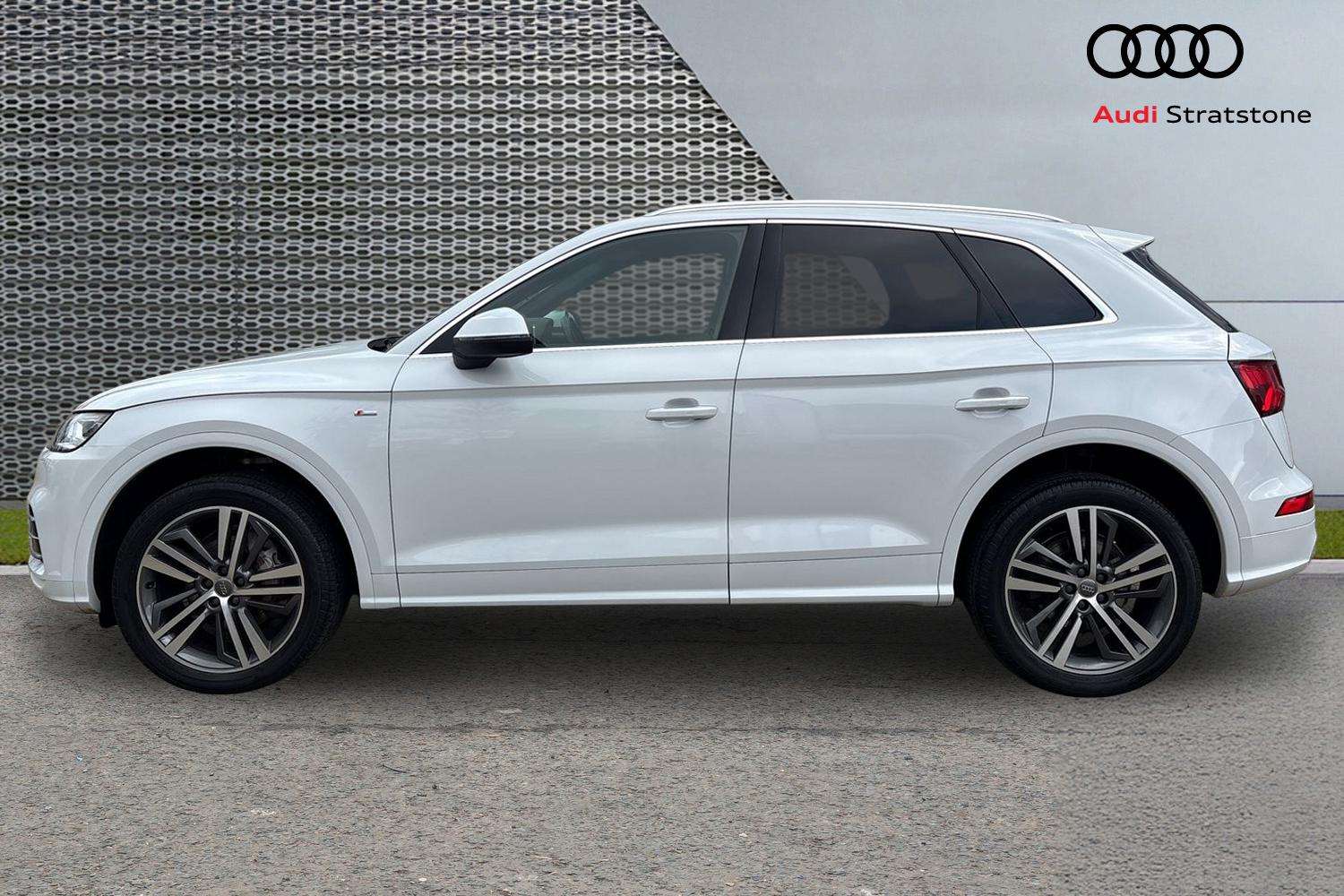 Used Audi Q5 2019 for sale - 77942933: Photo 8