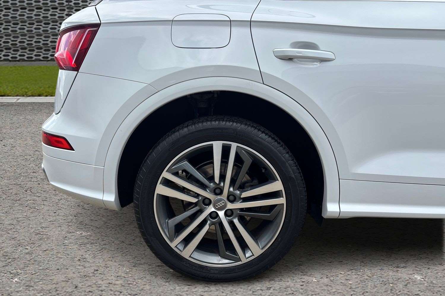 Used Audi Q5 2019 for sale - 77942933: Photo 9