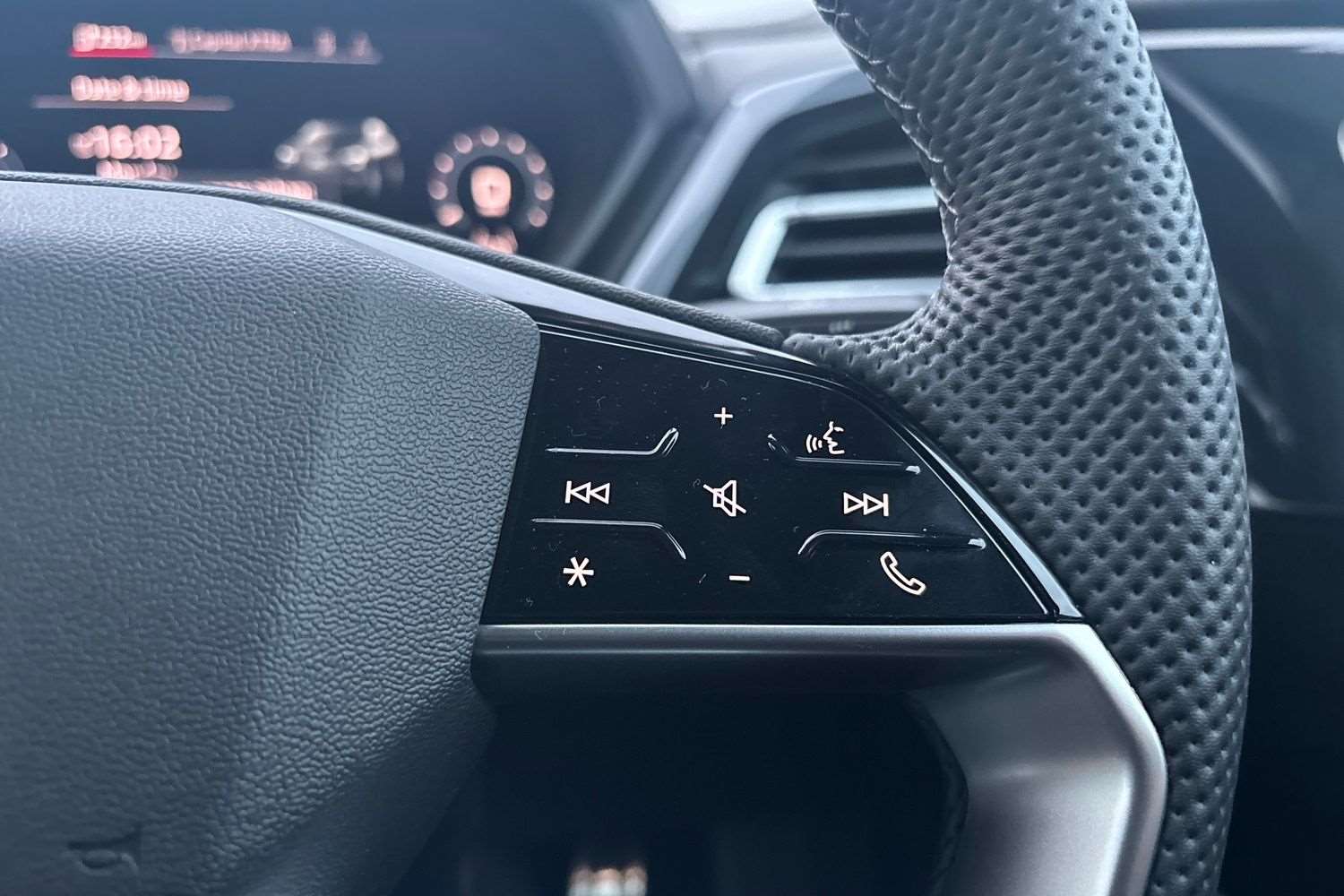 Used Audi Q4 e-tron 2025 for sale - 77257153: Photo 17