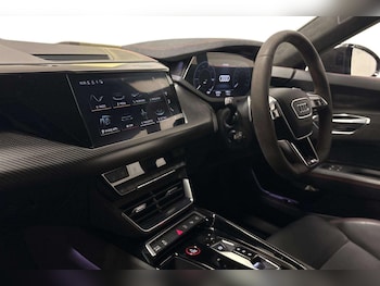 Used Audi RS e-tron GT 2022 for sale - 76310833: Photo