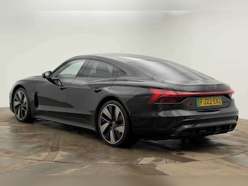 Used Audi RS e-tron GT 2022 for sale - 76310833: Photo