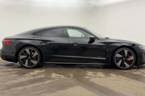 Used Audi RS e-tron GT 2022 for sale - 76310833: Photo 4