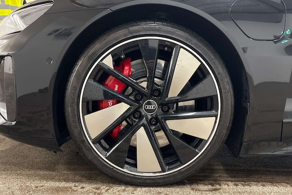 Used Audi RS e-tron GT 2022 for sale - 76310833: Photo 5