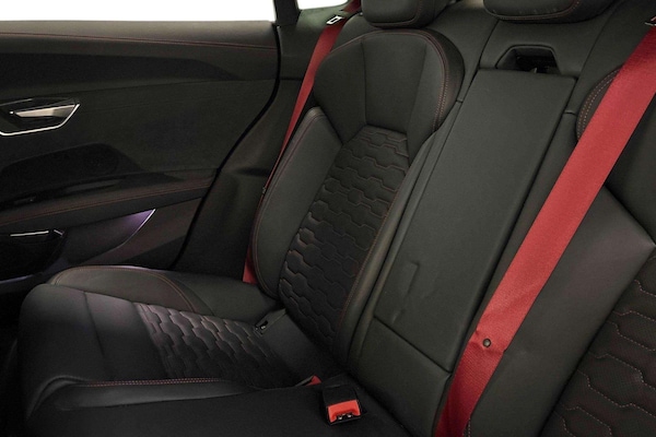 Used Audi RS e-tron GT 2022 for sale - 76310833: Photo 7