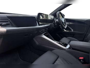 Used Audi Q5 2025 for sale - 79415186: Photo