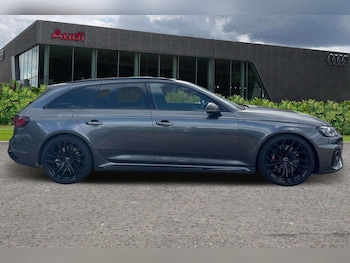 Used Audi RS4 2020 for sale - 76272104: Photo