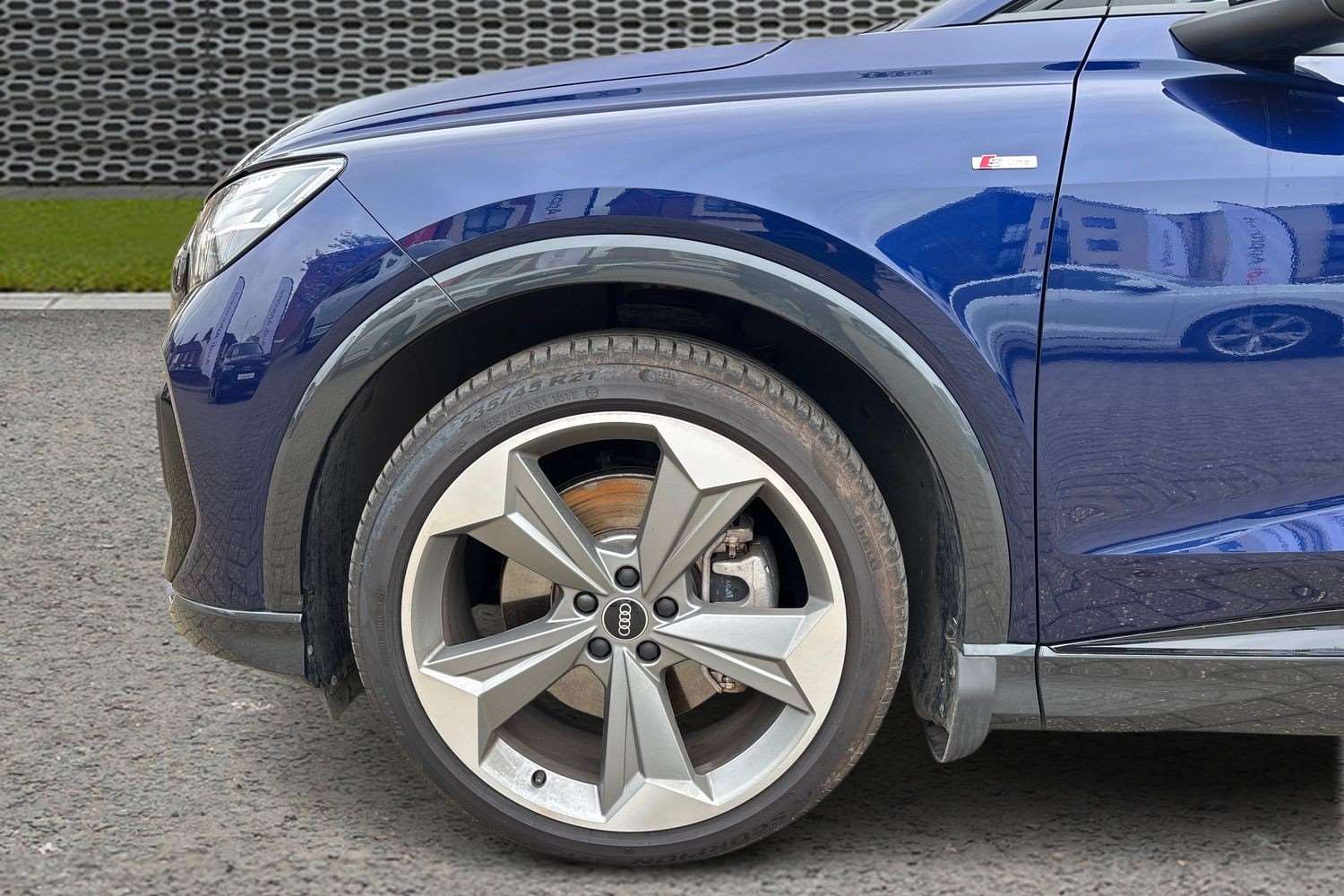 Used Audi Q4 e-tron 2025 for sale - 78076897: Photo 11