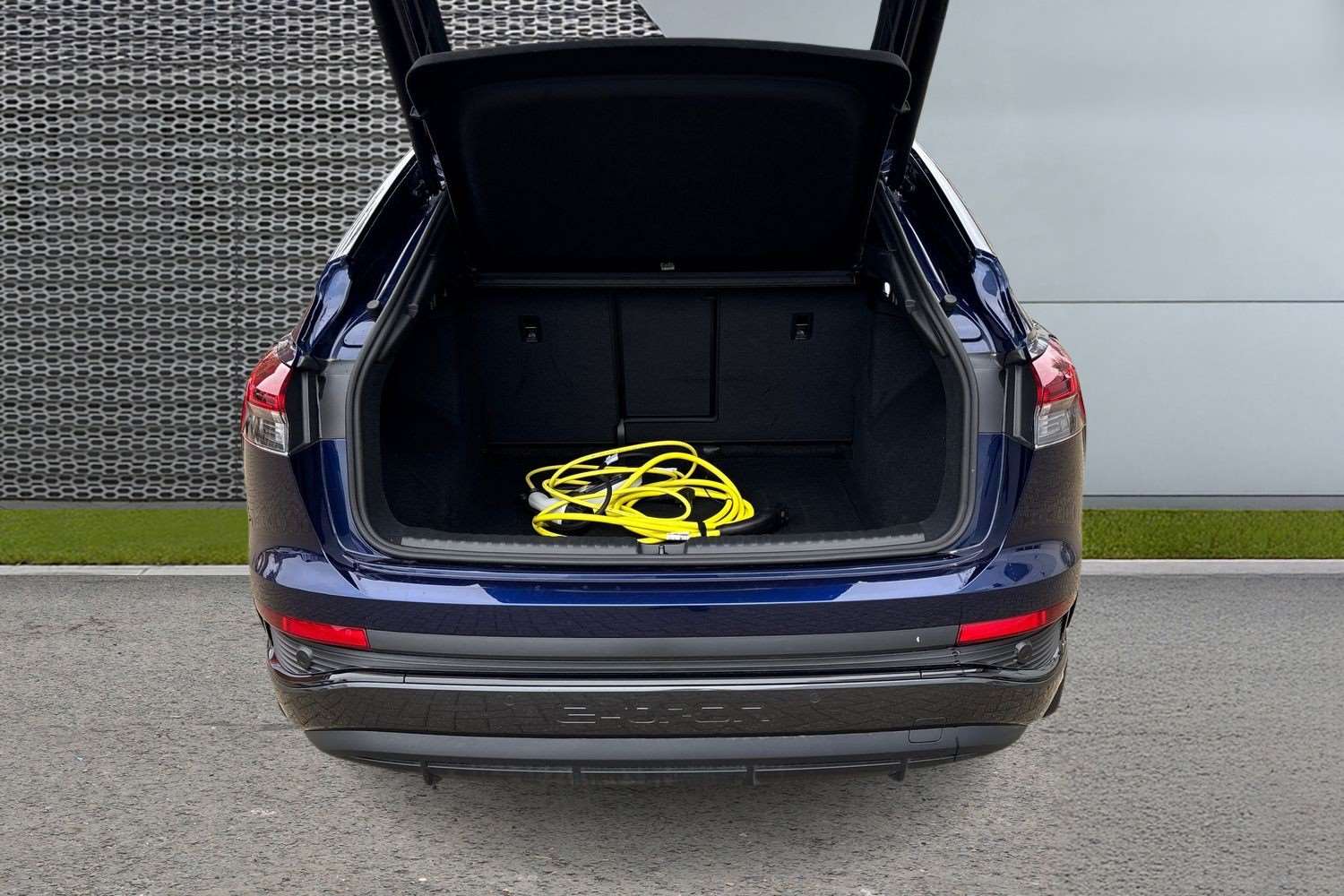 Used Audi Q4 e-tron 2025 for sale - 78076897: Photo 13