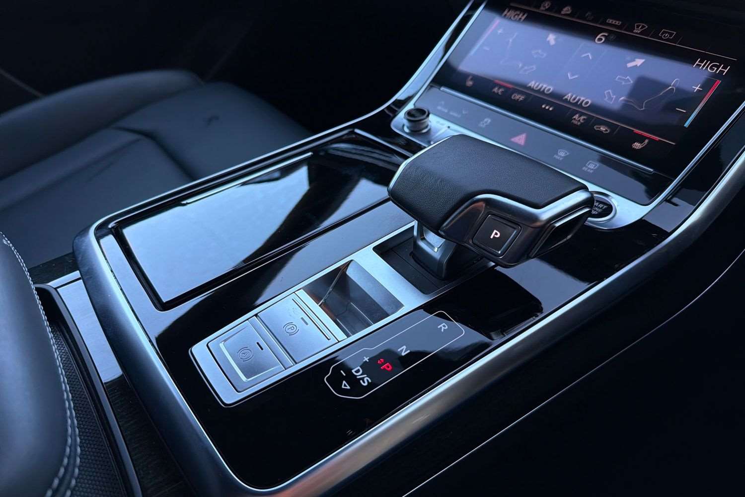 Used Audi Q8 2024 for sale - 76902430: Photo 15