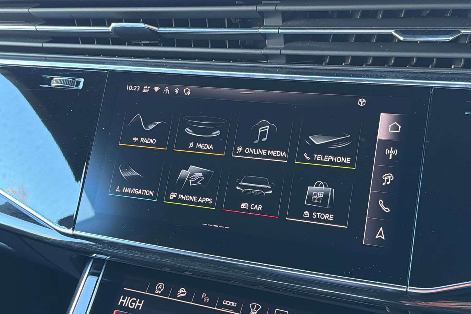 Used Audi Q8 2024 for sale - 76902430: Photo 27