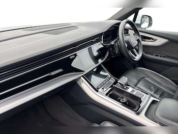 Used Audi Q7 2021 for sale - 77244974: Photo