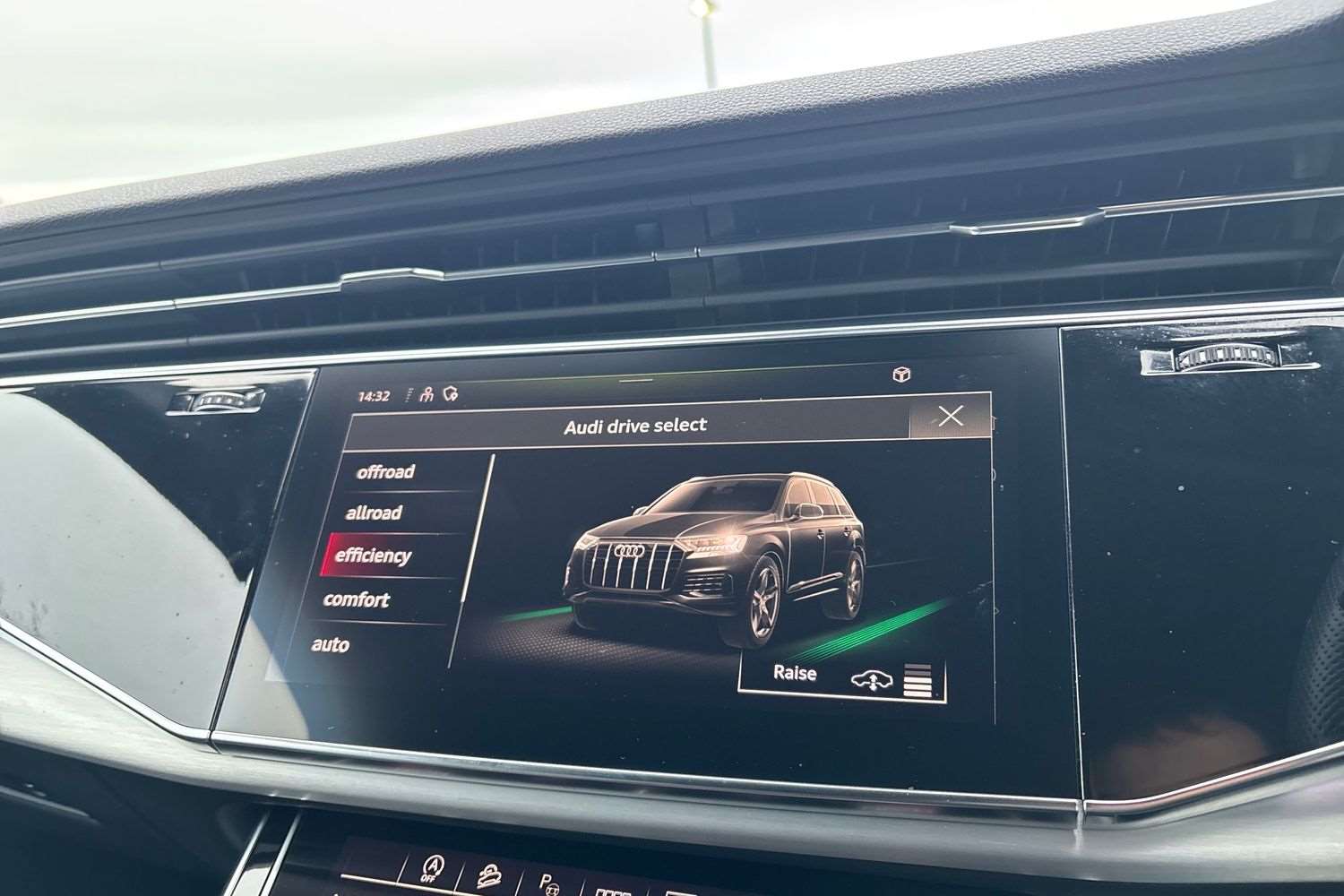 Used Audi Q7 2021 for sale - 77244974: Photo 30