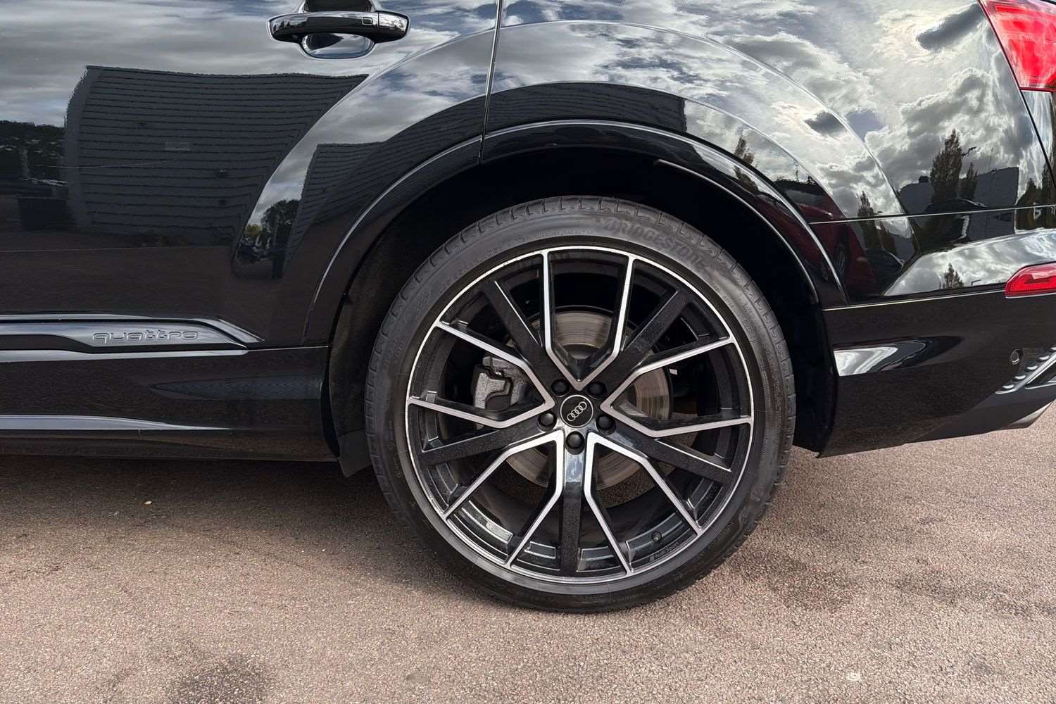 Used Audi Q7 2024 for sale - 76902381: Photo 10