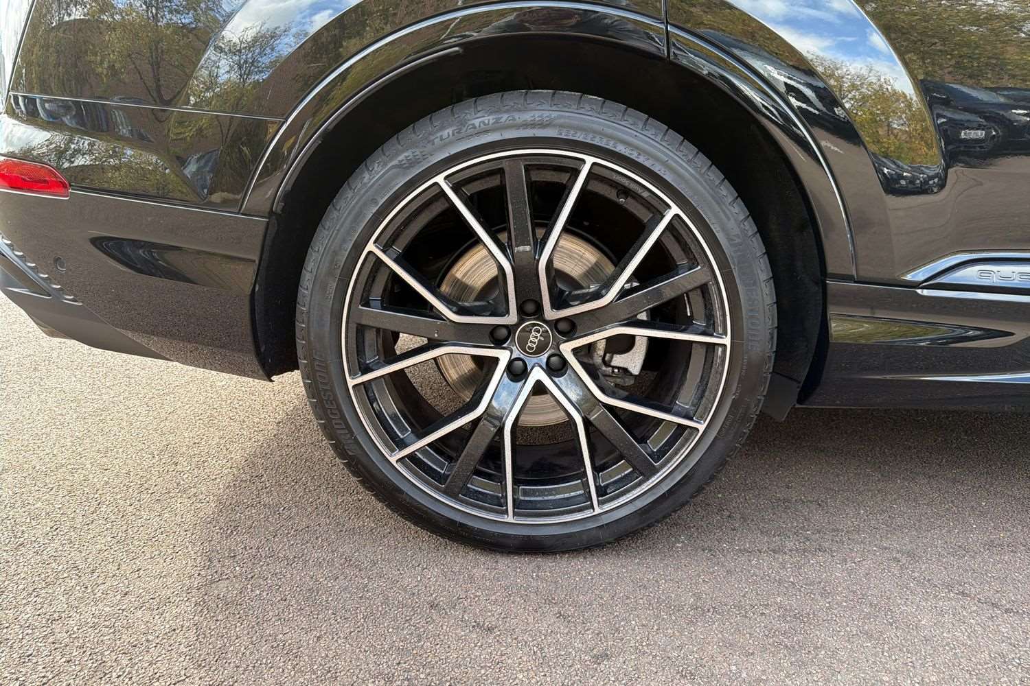 Used Audi Q7 2024 for sale - 76902381: Photo 11