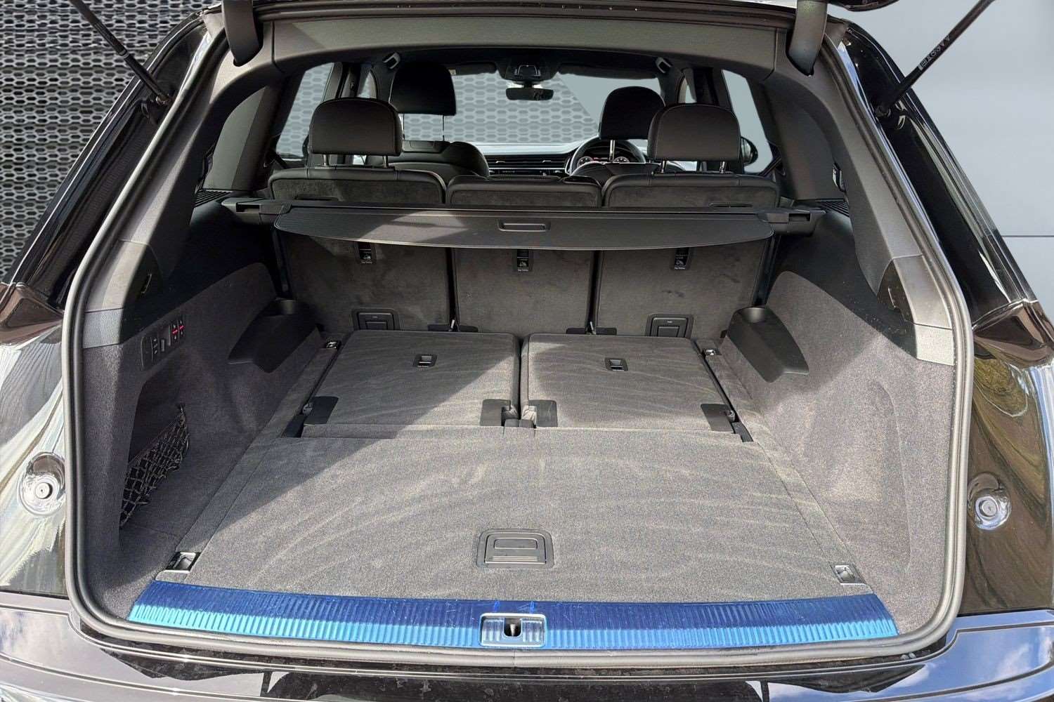 Used Audi Q7 2024 for sale - 76902381: Photo 13