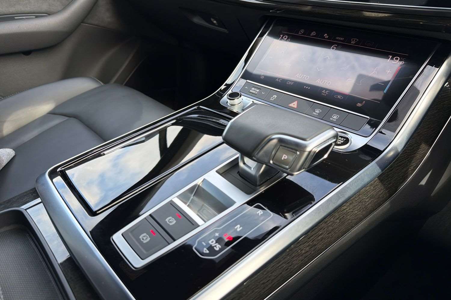 Used Audi Q7 2024 for sale - 76902381: Photo 15