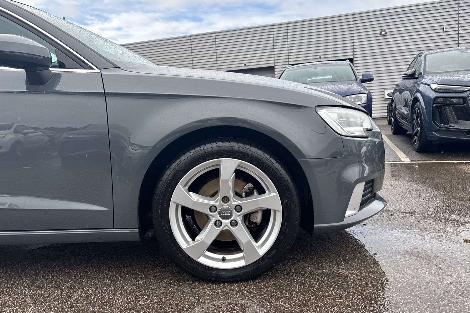 Used Audi A3 2018 for sale - 76310735: Photo 5
