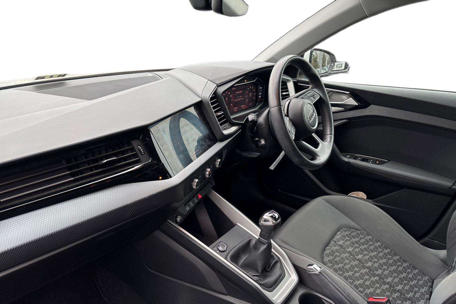 Used Audi A1 2019 for sale - 78161317: Photo 2