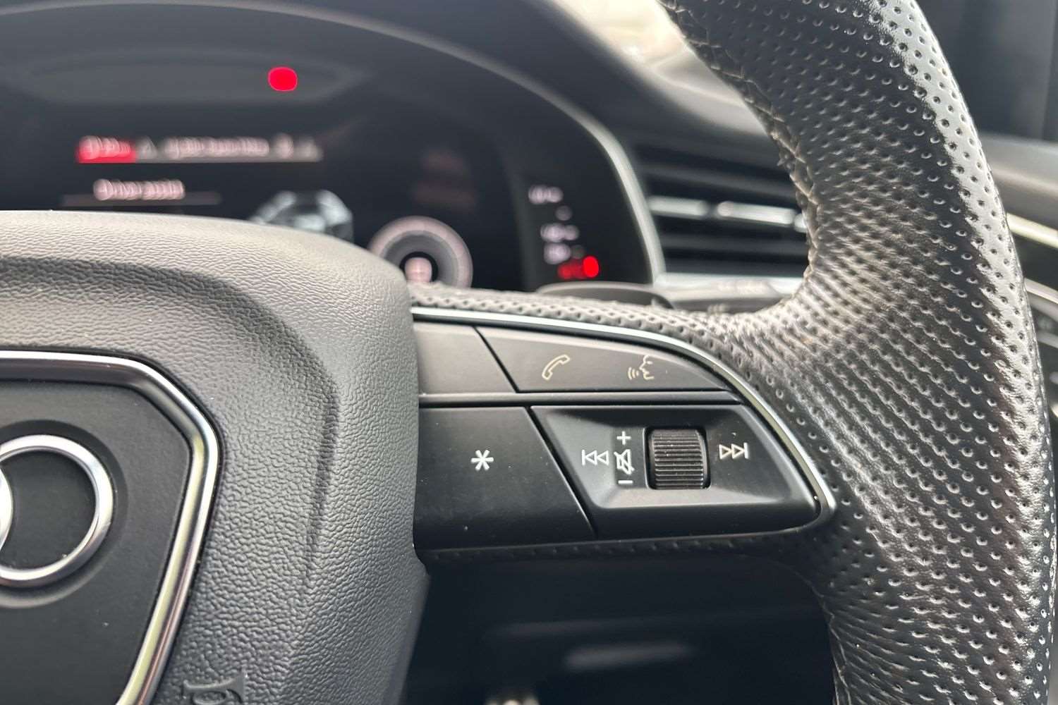 Used Audi Q8 2021 for sale - 75968025: Photo 17