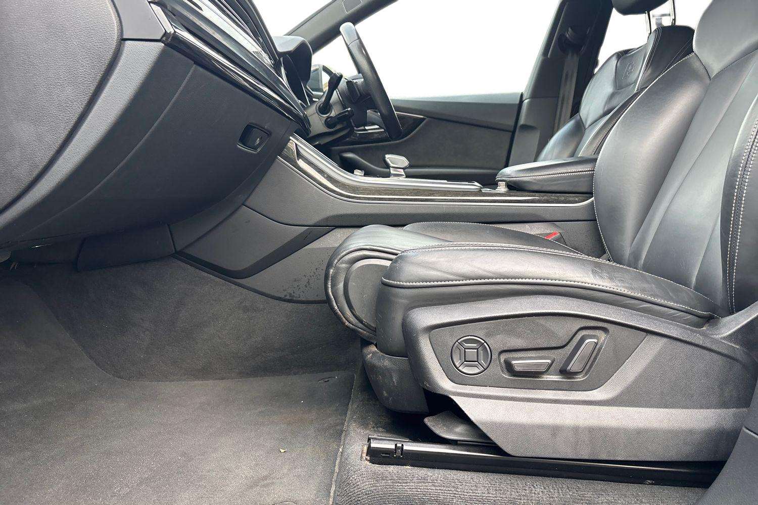 Used Audi Q8 2021 for sale - 75968025: Photo 21