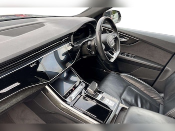 Used Audi Q8 2021 for sale - 75968025: Photo