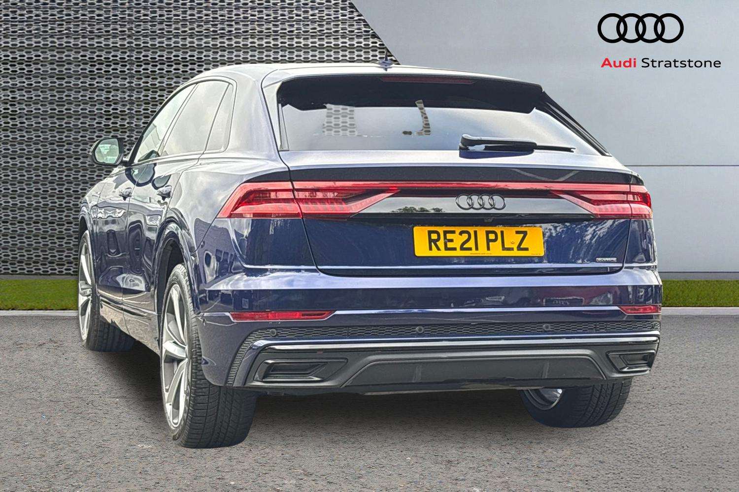 Used Audi Q8 2021 for sale - 75968025: Photo 3
