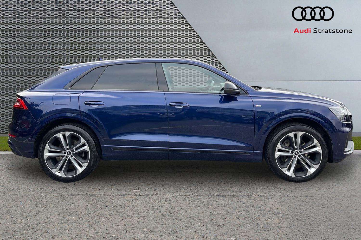 Used Audi Q8 2021 for sale - 75968025: Photo 4