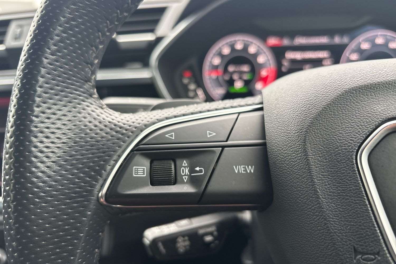 Used Audi Q3 2020 for sale - 76460630: Photo 16