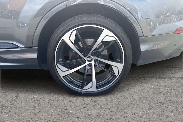 Used Audi Q7 2022 for sale - 76262471: Photo 10