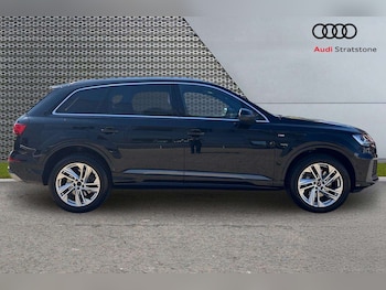 Used Audi Q7 2022 for sale - 78024099: Photo