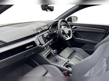 Used Audi Q3 2025 for sale - 77414765: Photo