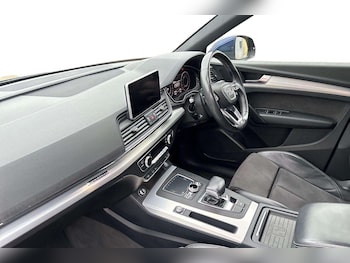 Used Audi Q5 2017 for sale - 77565739: Photo