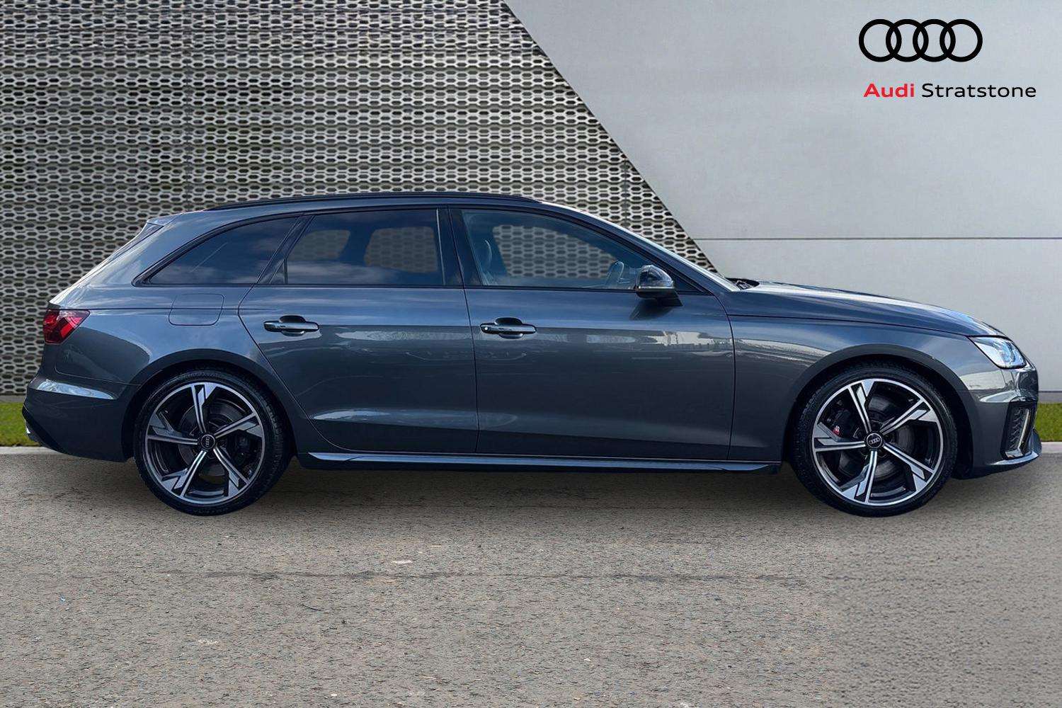 Used Audi A4 2022 for sale - 76705109: Photo 4