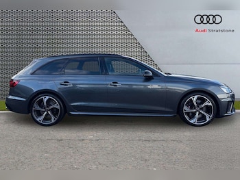 Used Audi A4 2022 for sale - 76705109: Photo