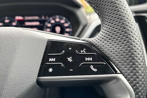 Used Audi Q4 e-tron 2025 for sale - 75177701: Photo 30