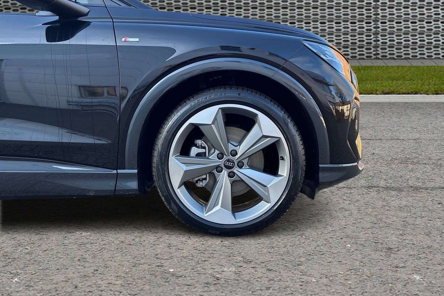 Used Audi Q4 e-tron 2026 for sale - 77601449: Photo 11