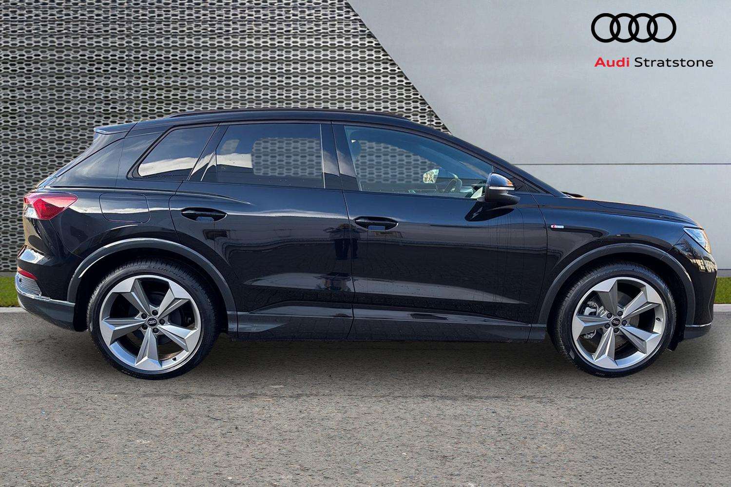 Used Audi Q4 e-tron 2026 for sale - 77601449: Photo 4