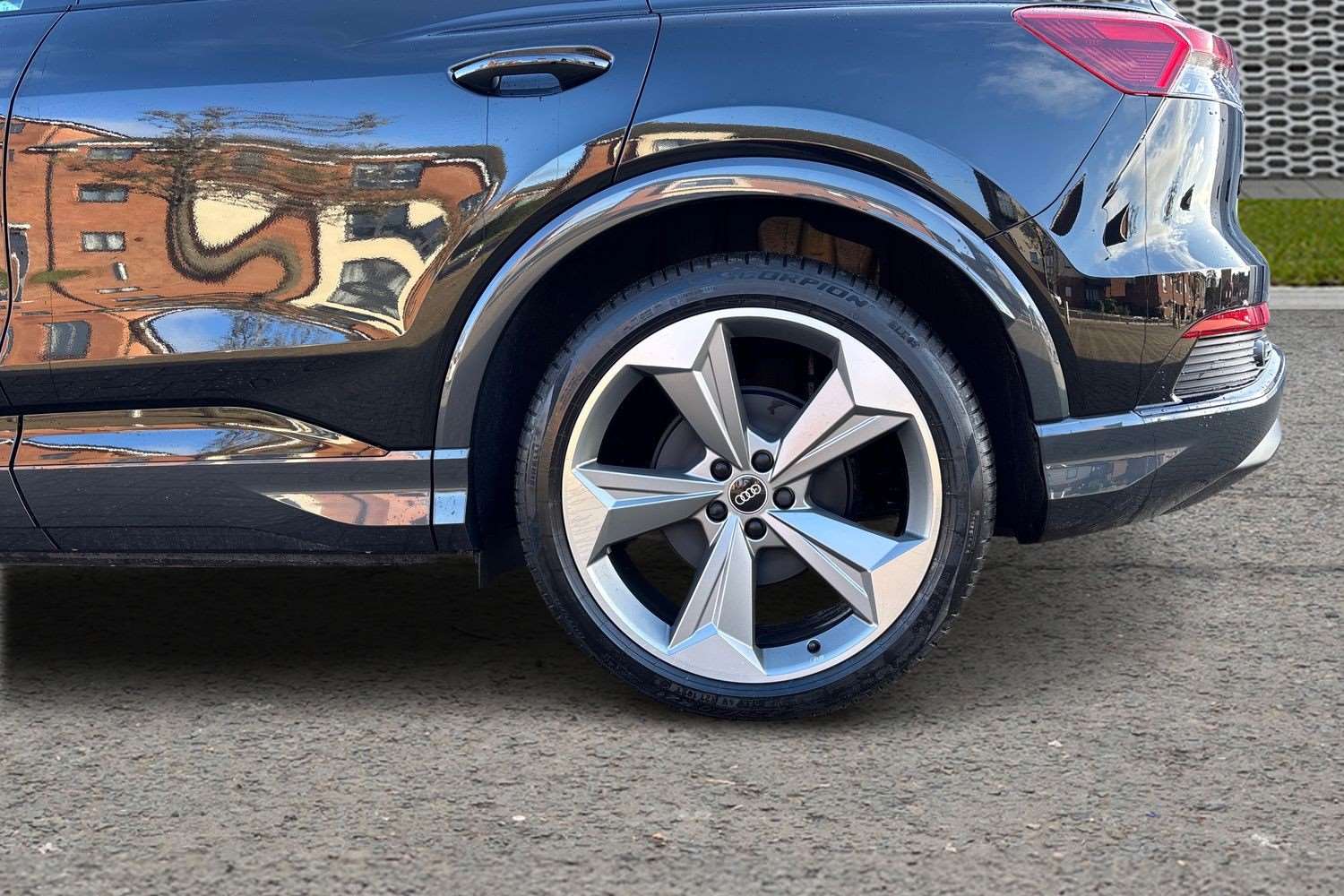 Used Audi Q4 e-tron 2026 for sale - 77601449: Photo 9