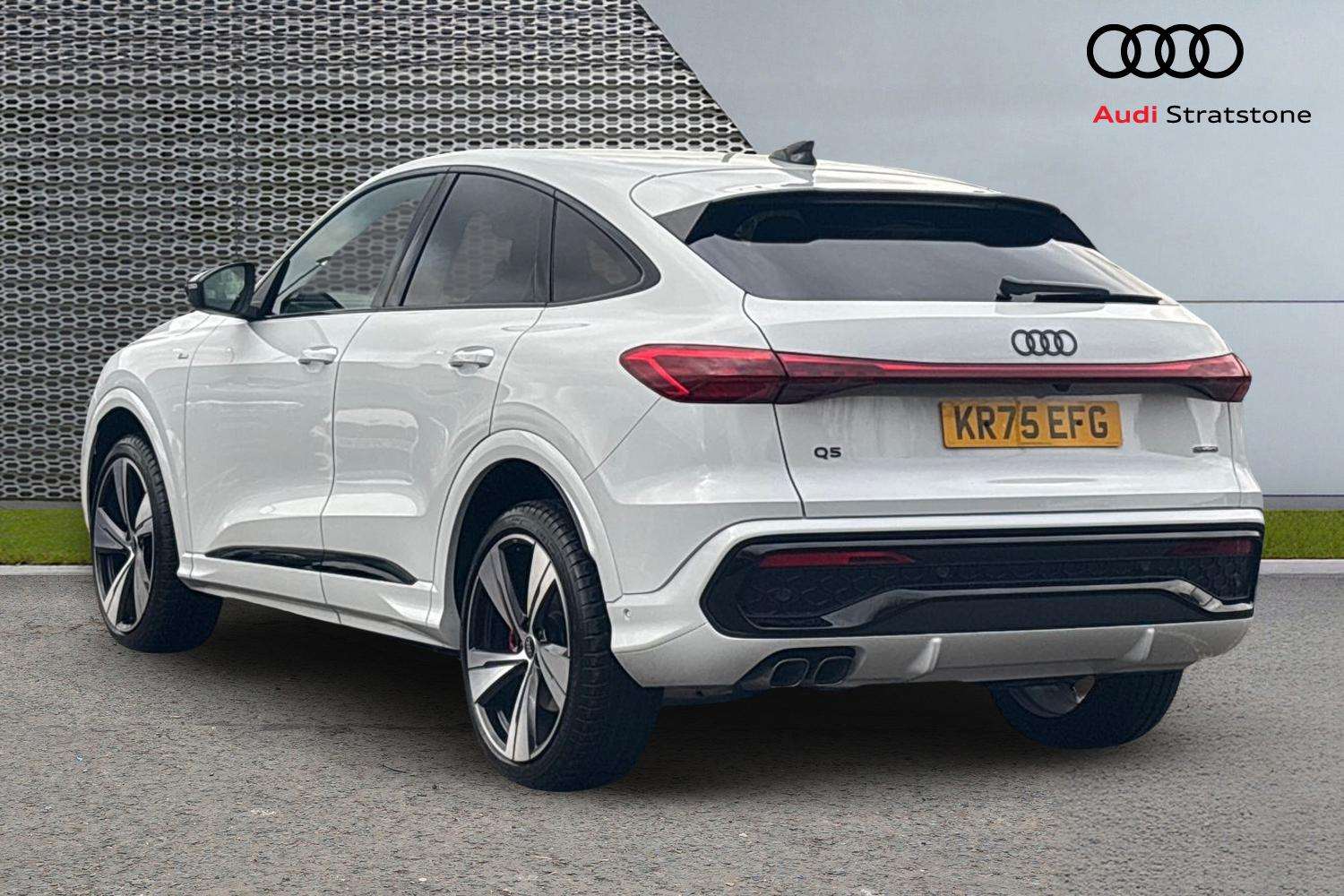 Used Audi Q5 2025 for sale - 77112378: Photo 3