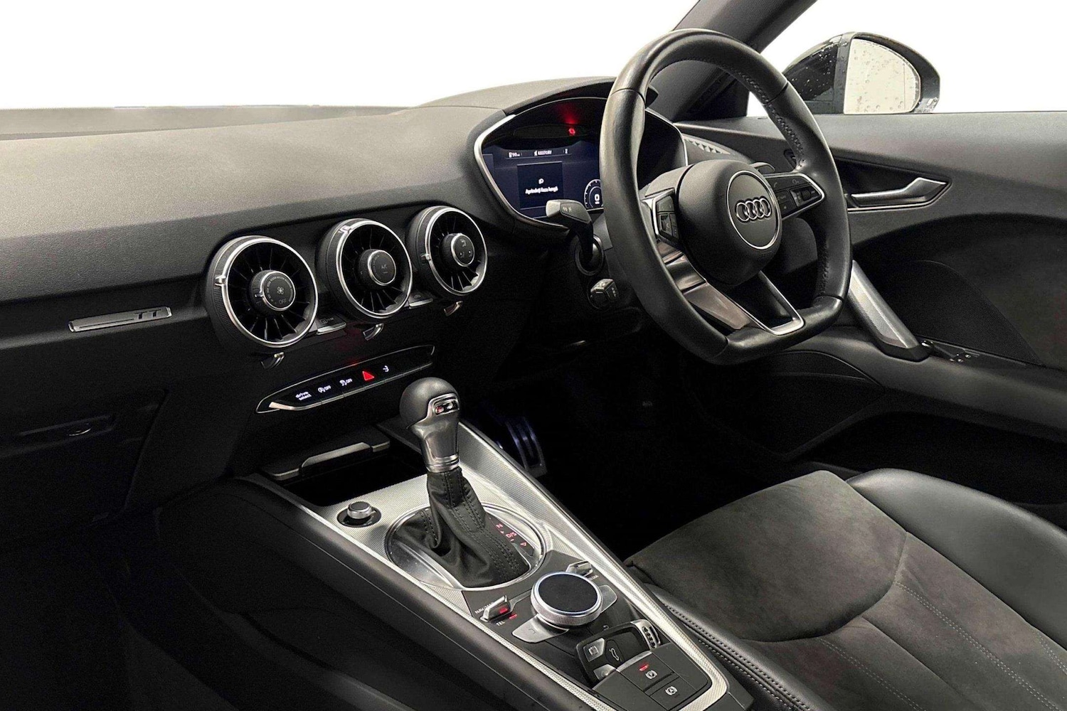 Used Audi TT 2021 for sale - 76170009: Photo 2