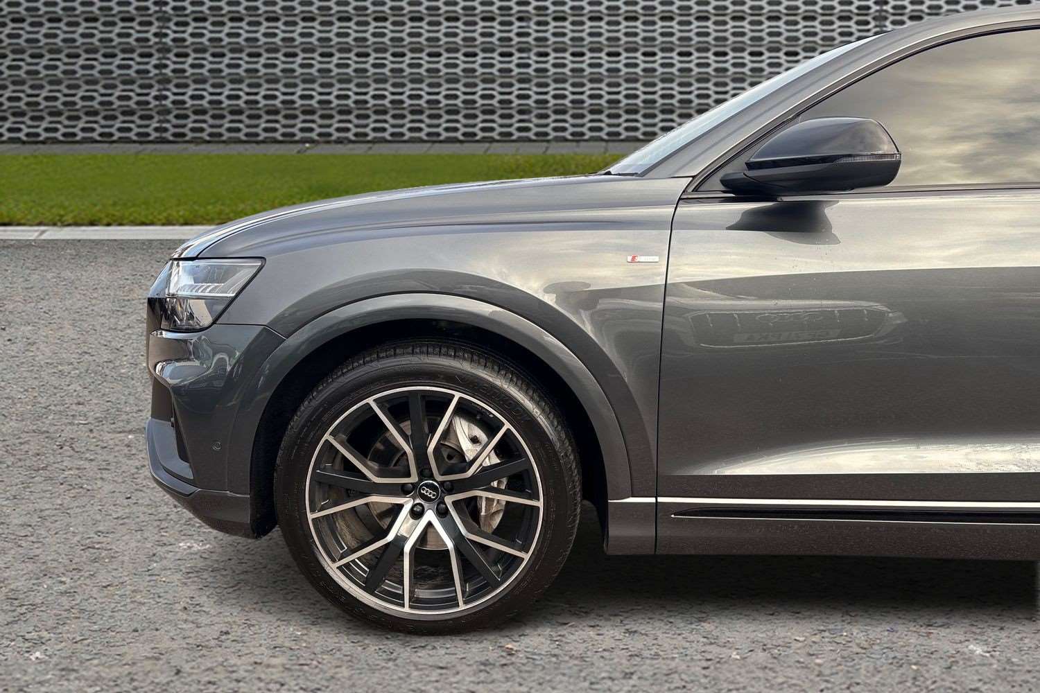 Used Audi Q8 2020 for sale - 77649106: Photo 11