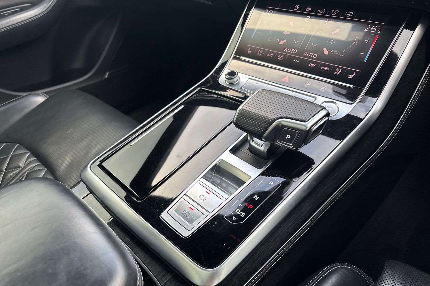 Used Audi Q8 2020 for sale - 77649106: Photo 15