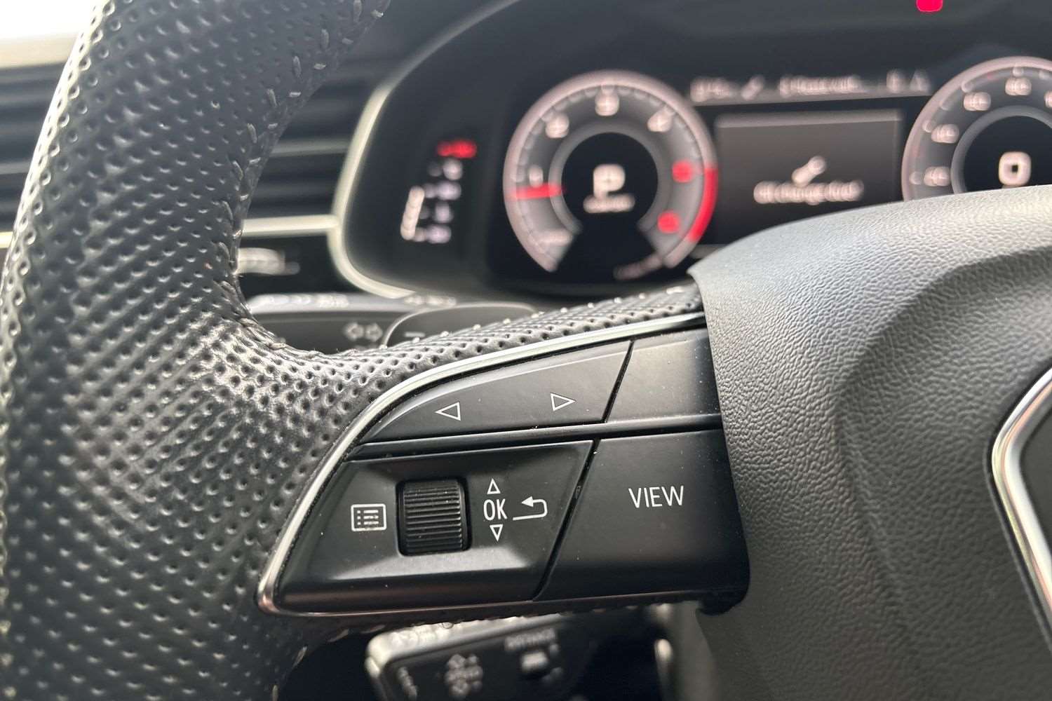 Used Audi Q8 2020 for sale - 77649106: Photo 16